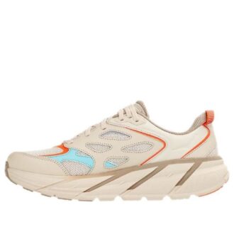 HOKA x Åbningsceremoni Clifton ‘Sand’