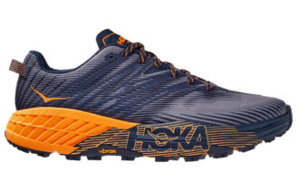 Speedgoat 4 ‘Sort iris-morgenfrue’