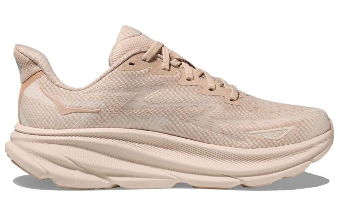 (WMNS) Clifton 9 ‘Skiftende sand’